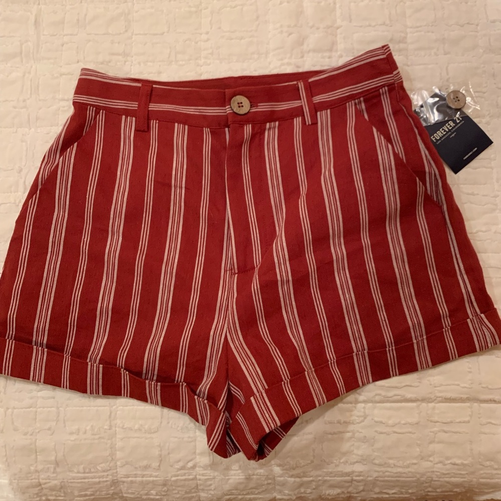 BRAND NEW Forever 21 Shorts!